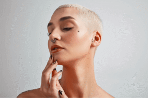 Rhinoplastie médicale - visage femme